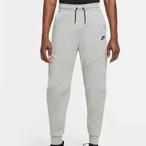 Nike Sportswear Tech Joggers